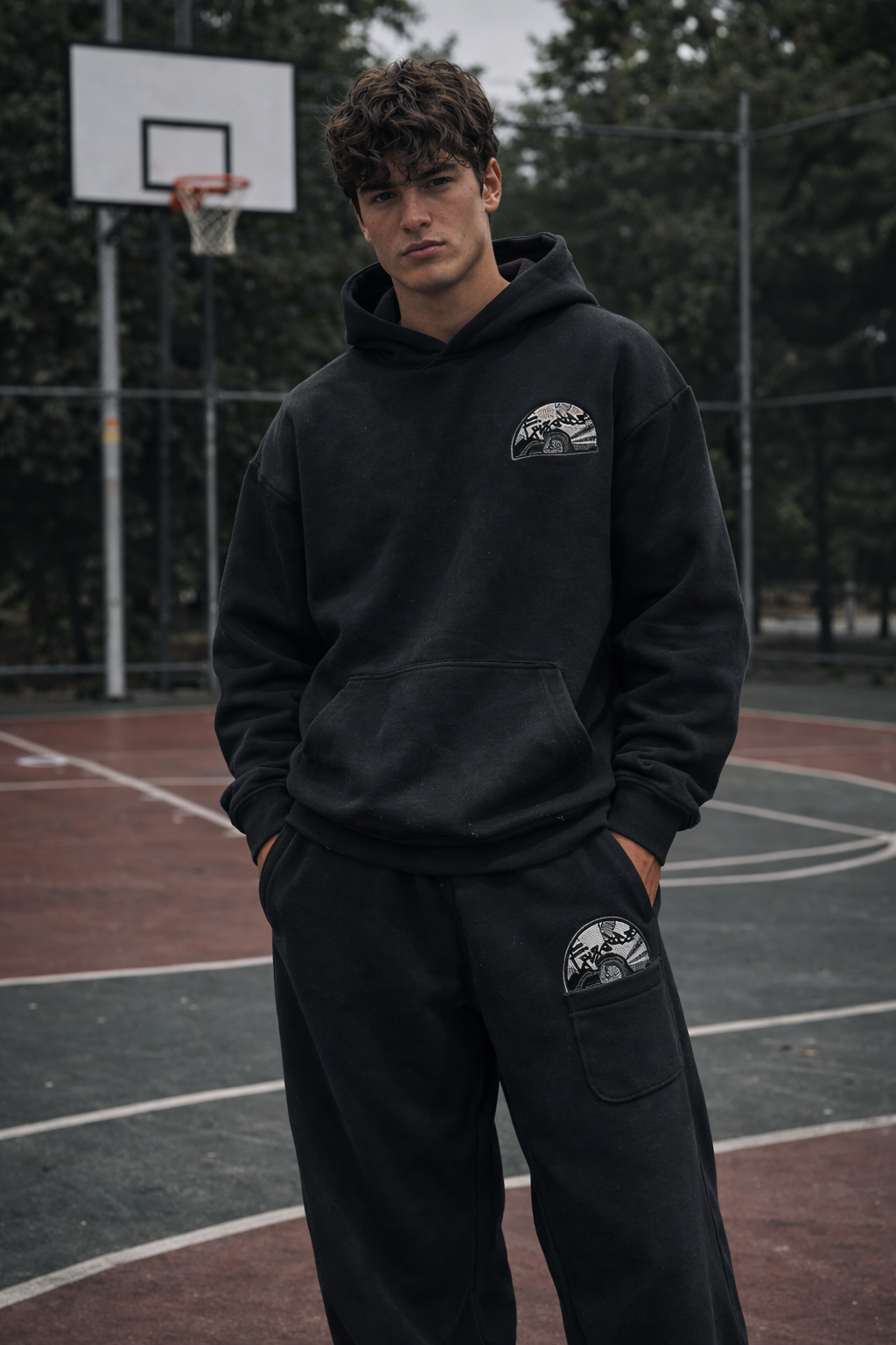 Chándal Streetwear  – Estilo Urbano en la Cancha