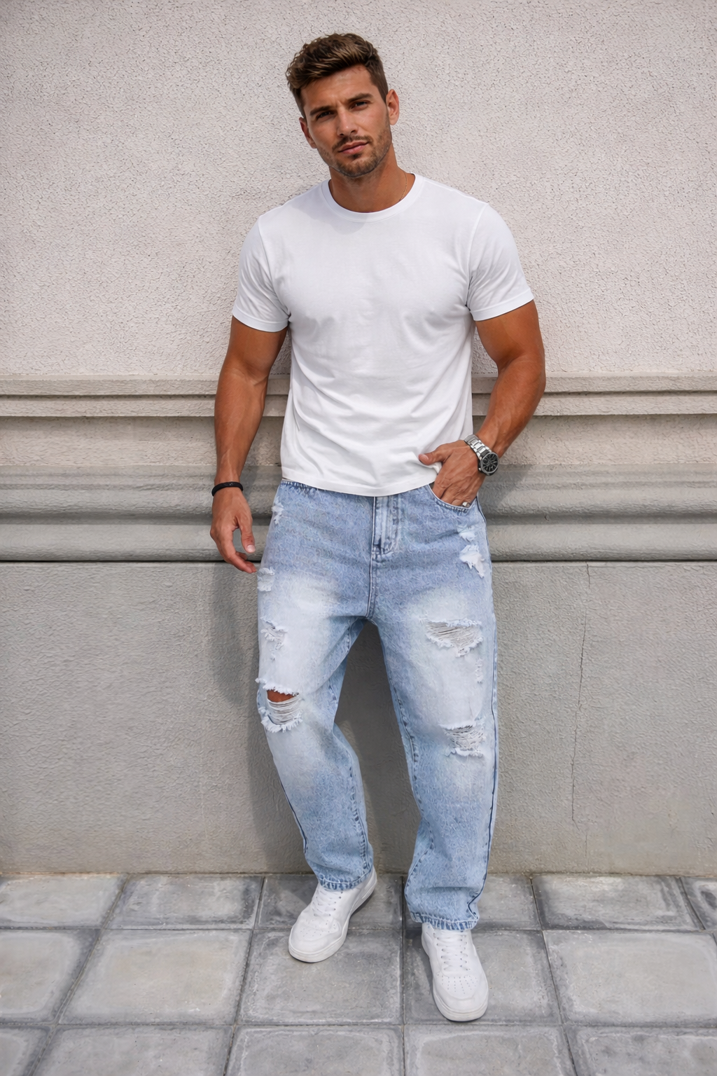 Jeans Hombre Denim Claro Desgastado – Corte Moderno con Roturas Premium