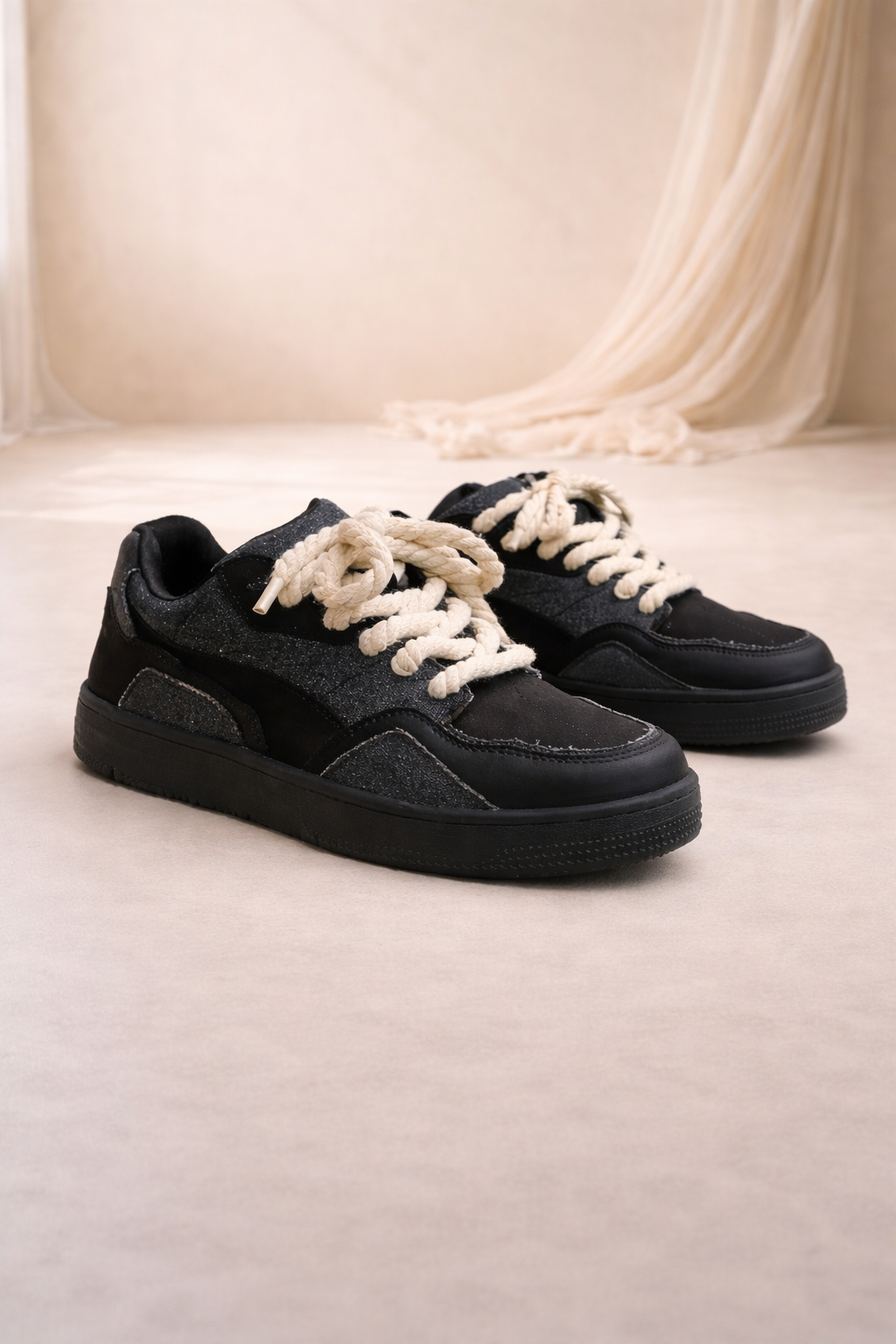 Zapatillas Urban Chunky Black con Cordones XL