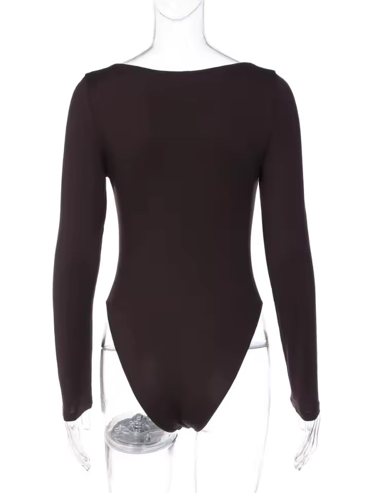 Body Negro de Manga Larga Ajustado – Elegancia y Estilo Minimalista